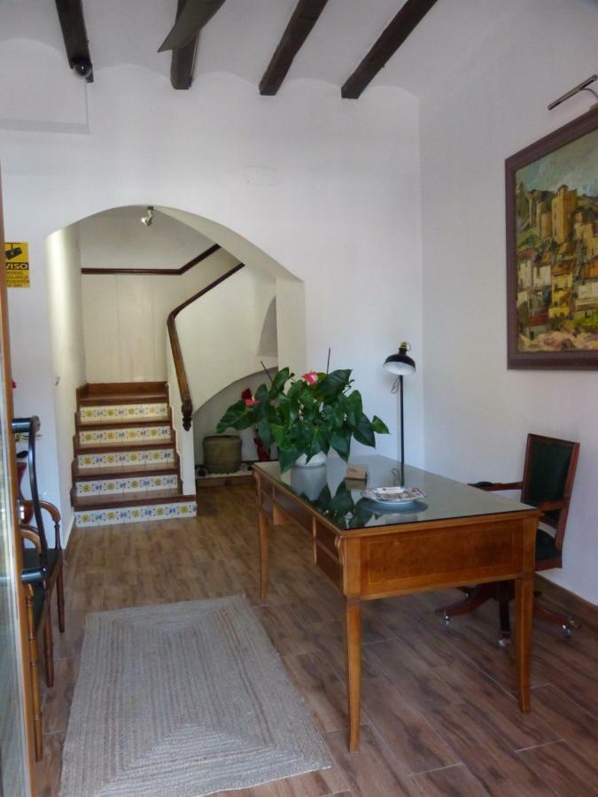 Hotel Del Arbol Xativa Bagian luar foto