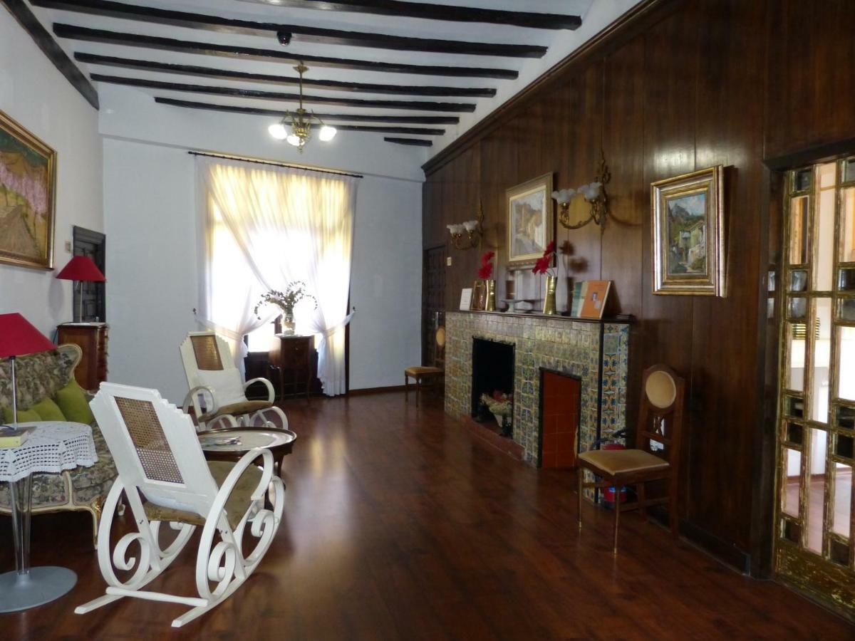 Hotel Del Arbol Xativa Bagian luar foto